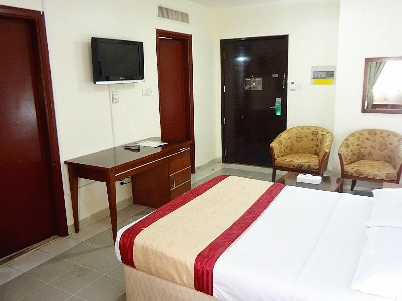 London Crown 2 Hotel Apartments Dubai Exterior foto